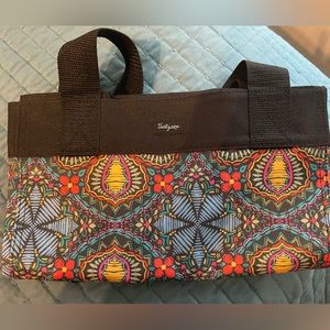 Thirty One essential storage tote - stitched medallion